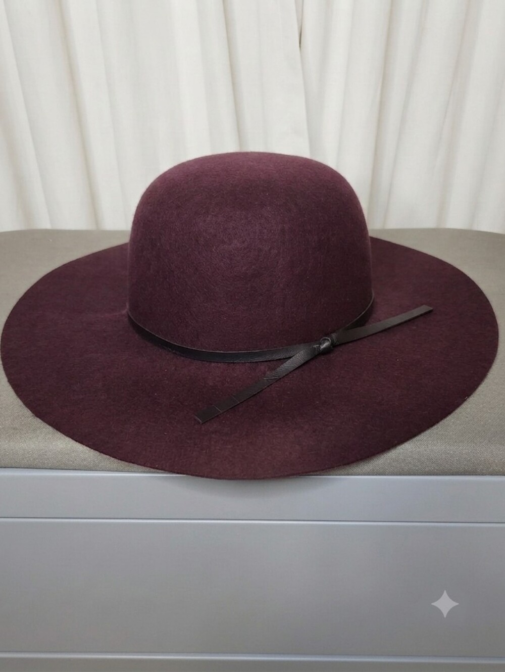 Wide Brim Felt Hat with Slim Ribbon in Plum